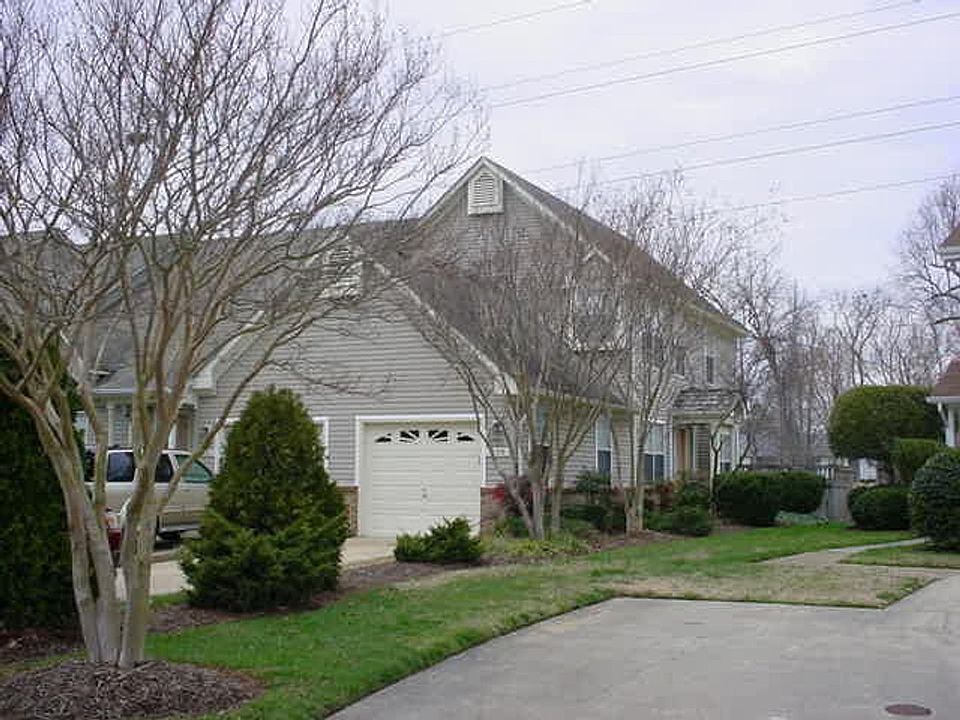 1st image of 829 Shoal Creek Trl