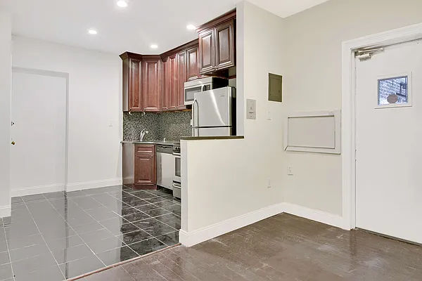 Rented by LG Fairmont Group | media 10