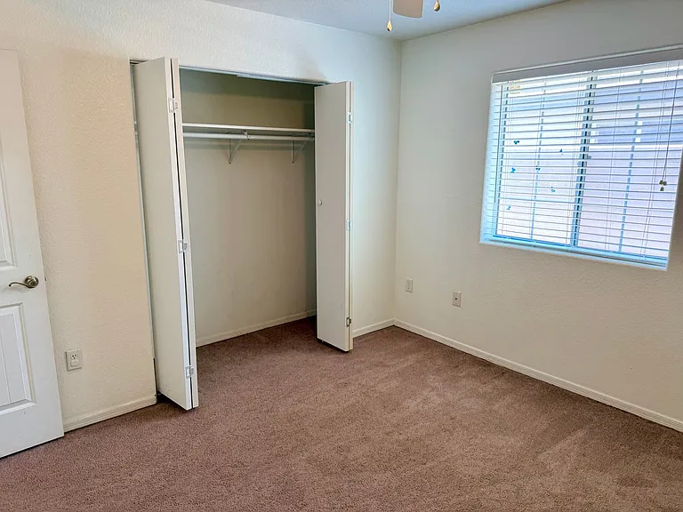 1028 N McCain Ave — Photo 10