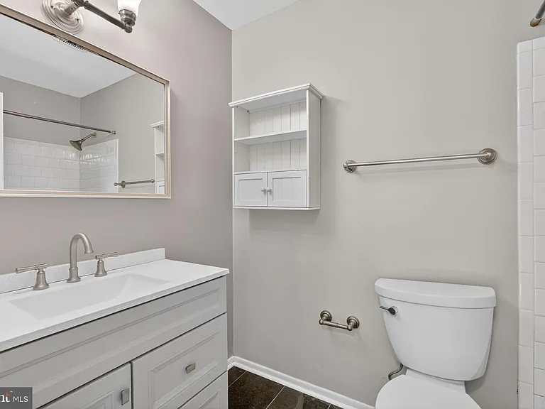 9821 Owens Ct — Photo 24