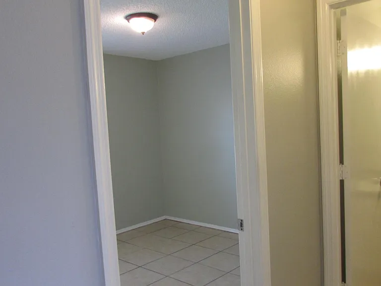 8340 Goldome Dr — Photo 10