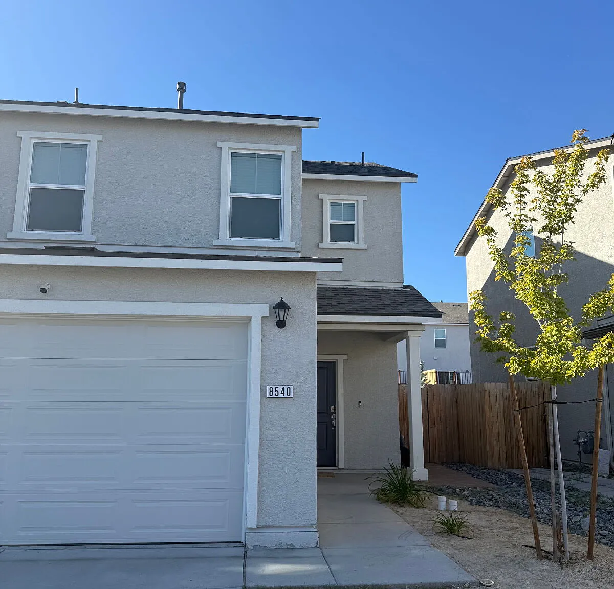 3 bed, 2.5 bath, 1336 sqft, $2,300 — Photo 1
