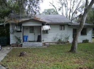 31 N Carol Ave, Mascotte, FL 34753