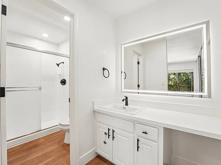 Summerwood Apartments — Photo 130