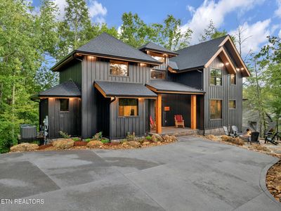 2111 Double Oaks Way, Sevierville, TN, 37862