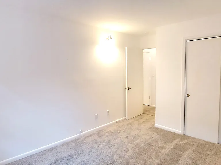 125 Washington Ave N #1 — Photo 22
