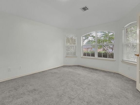 4th image of 3003 Connor Ln