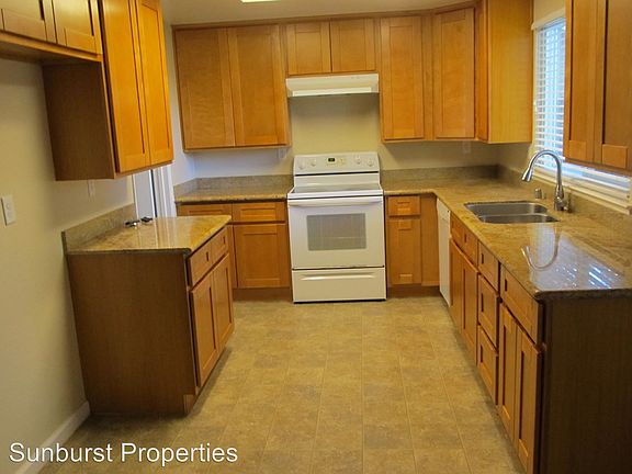 5th image of 6513 Creekmont Way