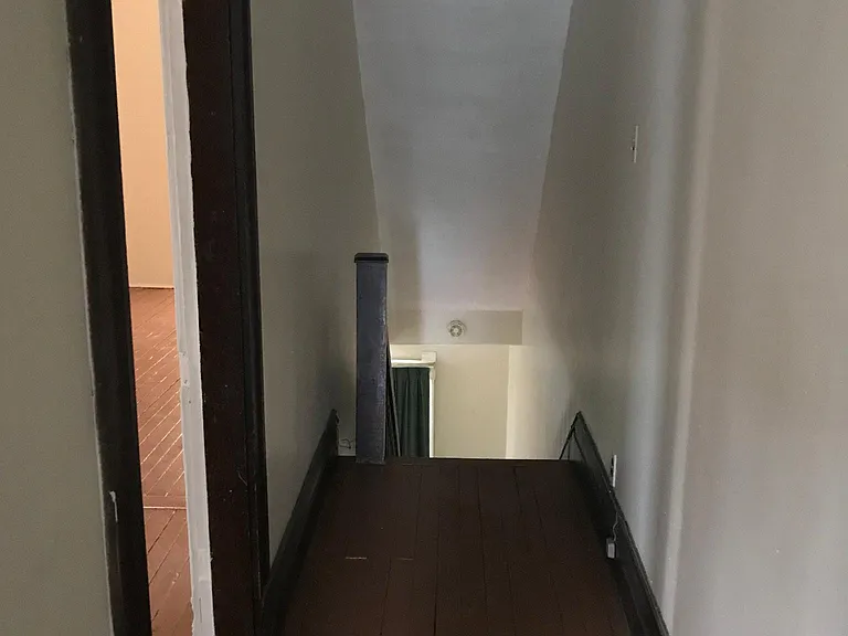 310 Maryland Ave — Photo 13