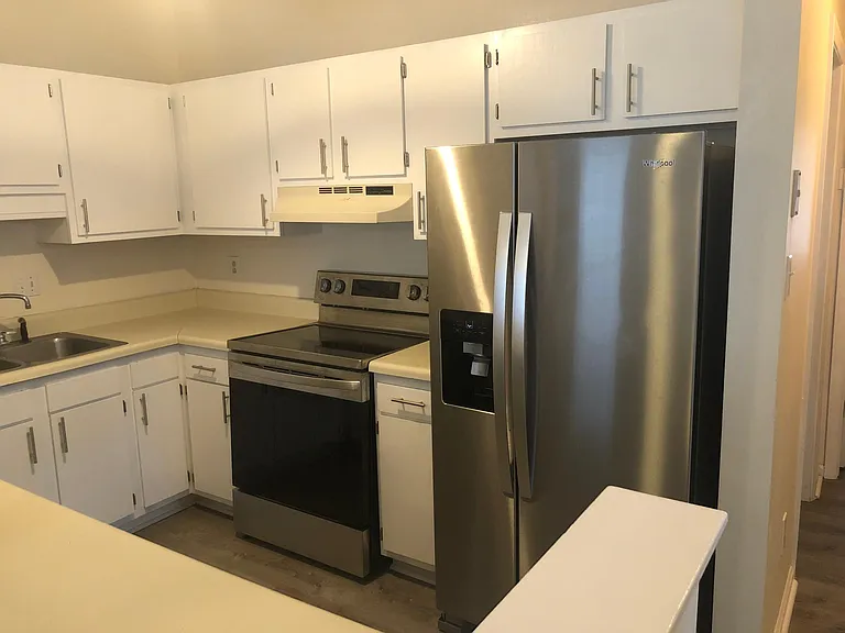 1 Witten Cir — Photo 1