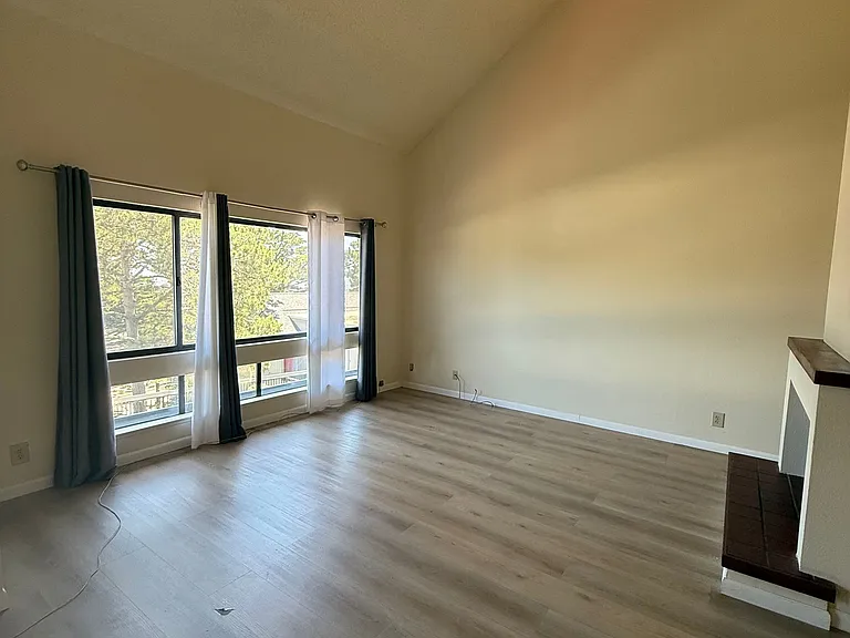 343 Innisfree Dr — Photo 13
