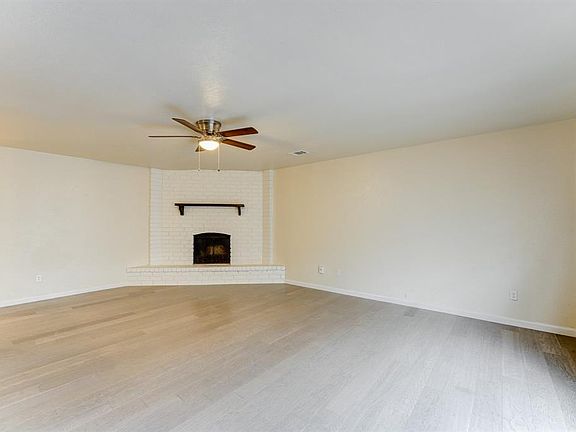 5th image of 5026 Parkridge Dr