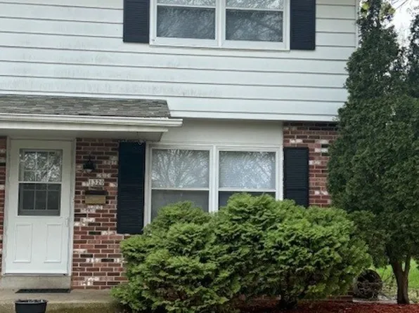 1320 Marion St, Lake Geneva, WI 53147