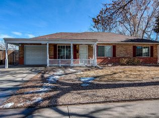 1220 Scranton St, Aurora, CO 80011