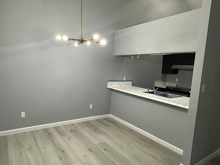 3125 Pontiac Dr #2 — Photo 3