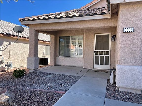 3rd image of 8033 Hesperides Ave
