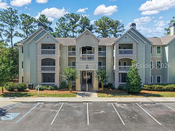 2nd image of 380 Marshland Rd APT F37