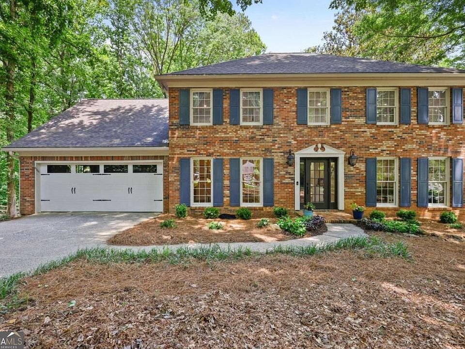 1st image of 2426 Saint Croix Cir