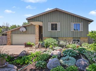 6920 Innsdale Ave S, Cottage Grove, MN 55016