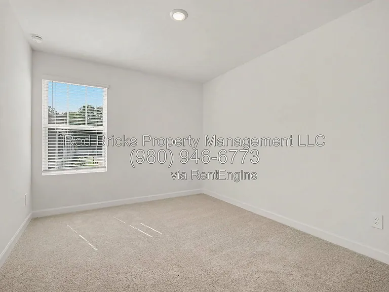 3125 Ophelia Aly — Photo 25