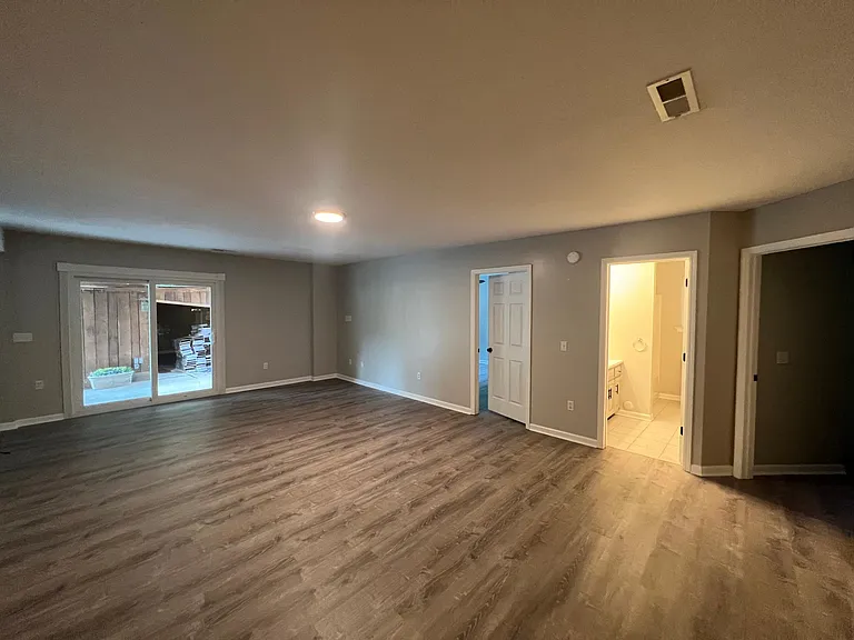 5793 Sunburst Ct — Photo 30