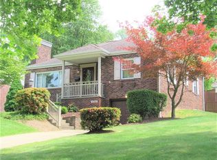1122 Cambridge St, Natrona Heights, PA 15065