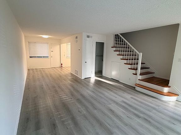 3rd image of 2022 Trousdale Dr #2
