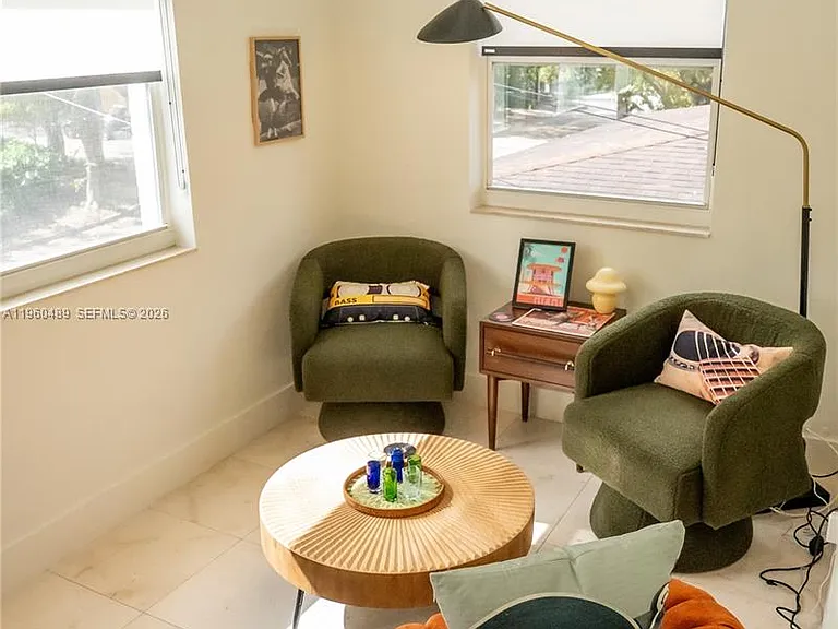 509 NE 64th St #2 — Photo 18