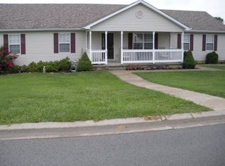 353 Kings Trace Dr, Berea, KY 40403