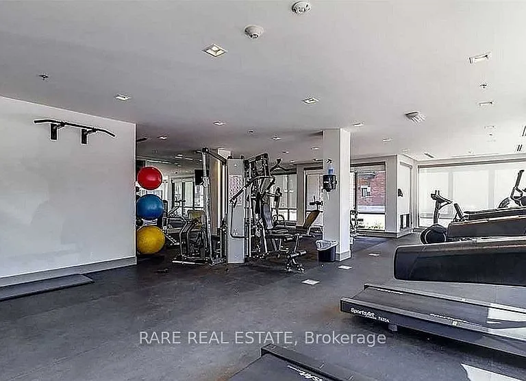 40 Esplanade Ln #315 — Photo 12