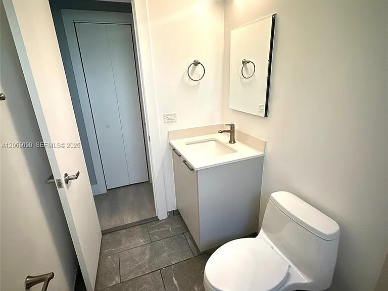 710 Meridian Ave #10 — Photo 3