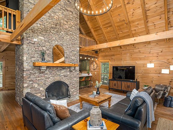 5th image of 170 Whispering Pines Trl