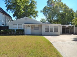 2710 Mount View Dr, Farmers Branch, TX 75234