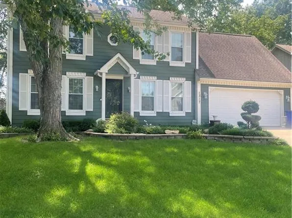 1317 E 154th St, Olathe, KS 66062