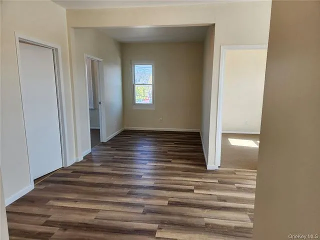 49 Roger Ave — Photo 8