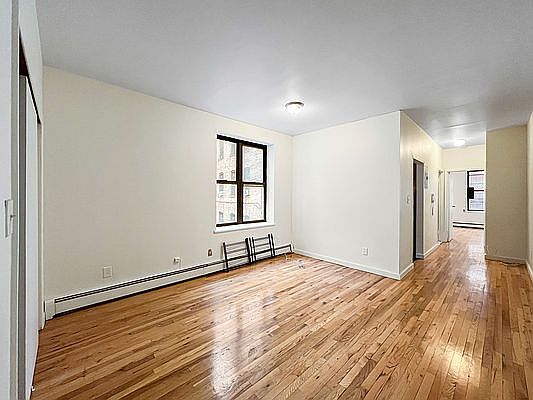 1st image of 359 E 21st St APT 2R