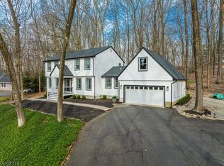 486 Bellwood Park Rd, Asbury, NJ 08802