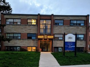 9 Osler Ct, Hamilton, ON L9H 4L2