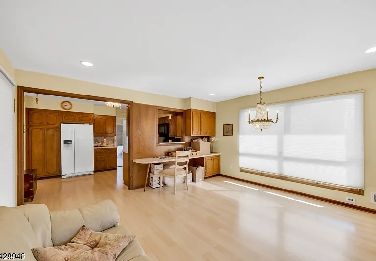 204 Tryon Pl — Photo 14