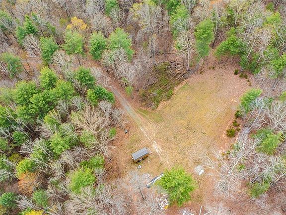3rd image of 1163 Mills Rd
