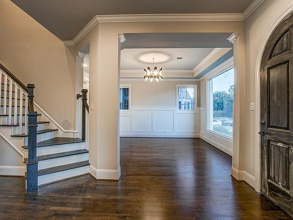 5th image of 3104 Saint Johns Dr