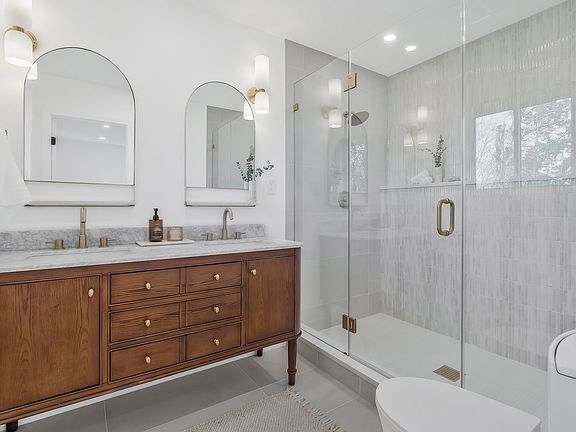 2nd image of 6810 Weaver Ave