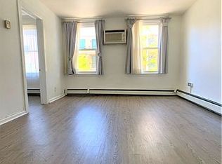 205 19th St #2, Brooklyn, NY 11232