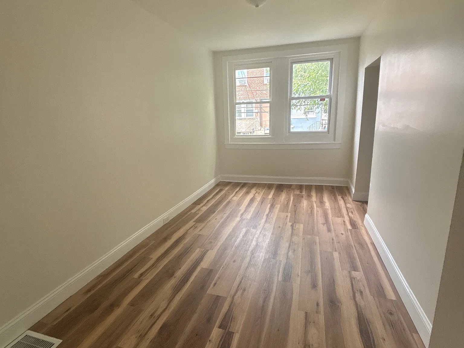 3 bed, 1500 sqft, $1,600 — Photo 4