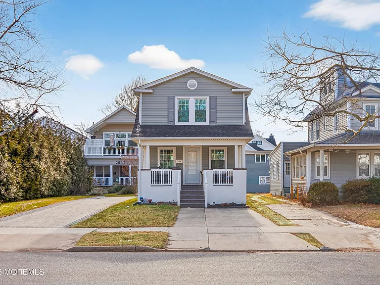 211 Lareine Ave — Photo 39