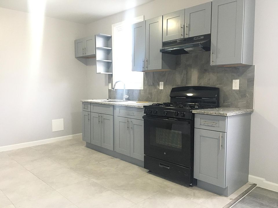 1st image of 90 Pearsall Ave #51Y