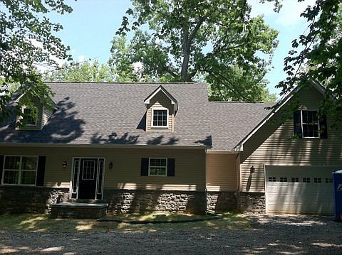 1st image of 2409 Woodland Ln