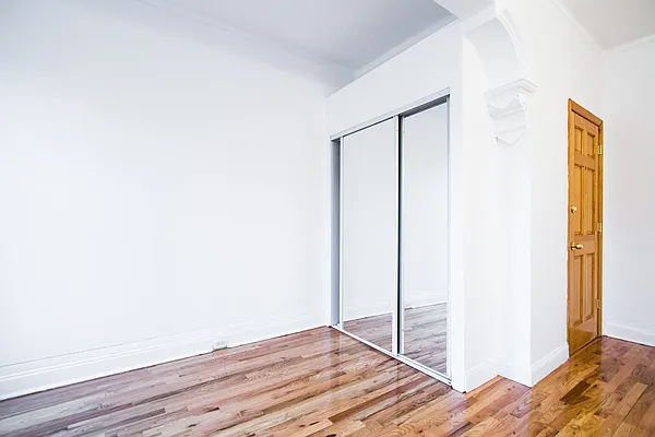 Rented by TheRealEstateCompany.com LLC | media 8