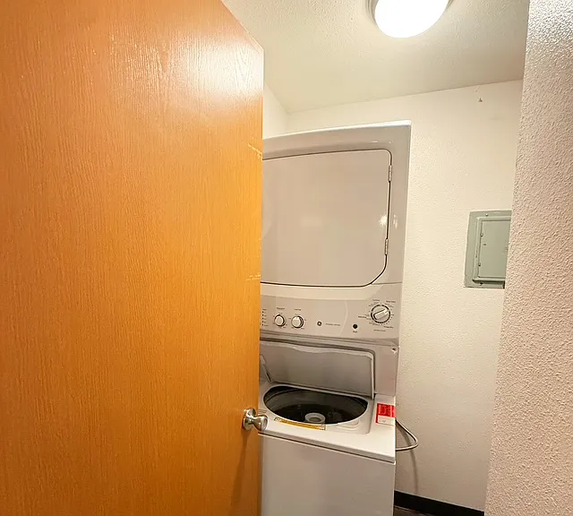 2510 Crystal Springs Rd W #1 — Photo 9