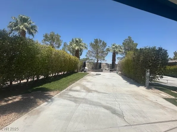 8175 Arville St #11, Las Vegas, NV 89139
